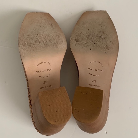 Wal & Pai Wade Pump in Burt Reptile - Picture 12 of 16